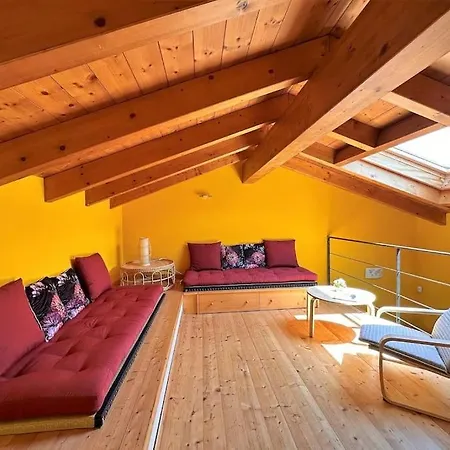 Glittering View * Carate Urio